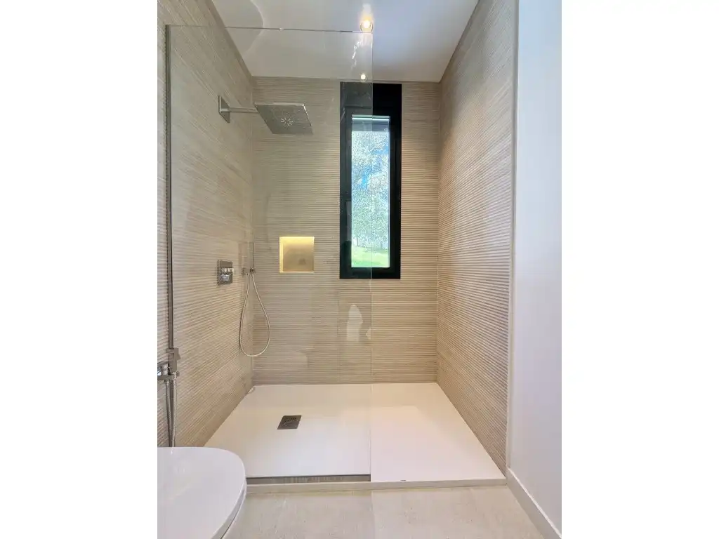 Bathroom of Houses for sale in Ciudalcampo