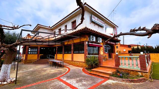 Local comercial en Venta en Pont de Molins