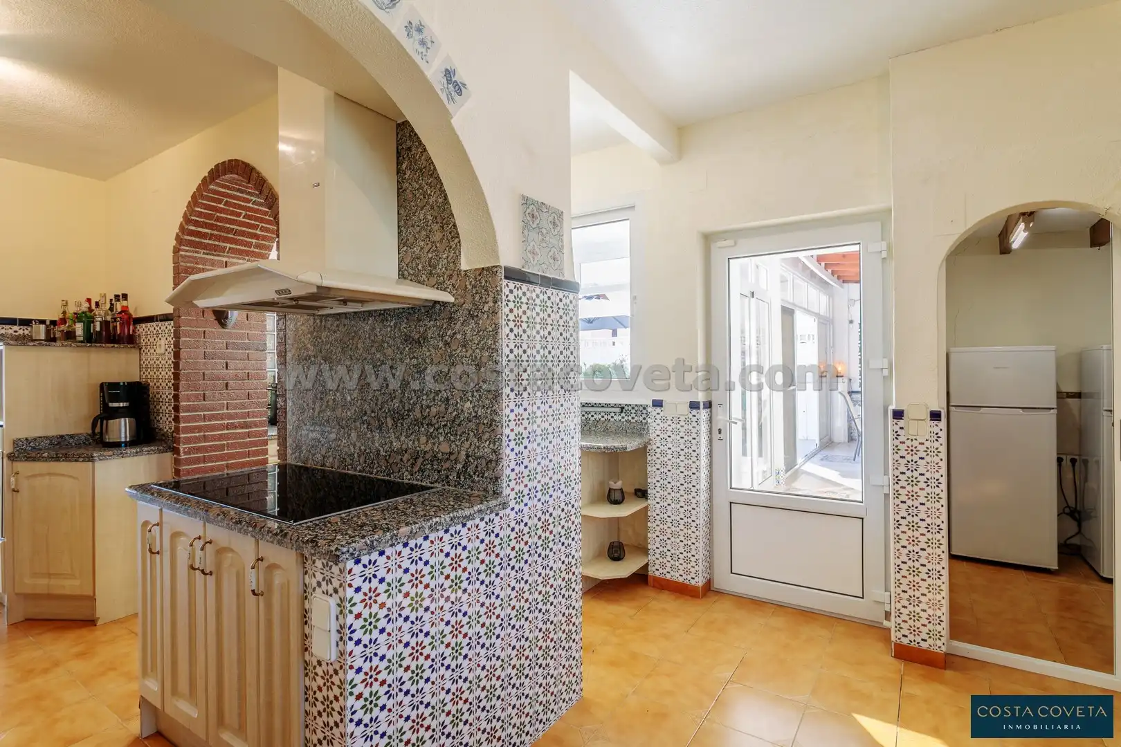 Kitchen of Houses for sale in El Campello  with Air Conditioner, Private garden and Terrace