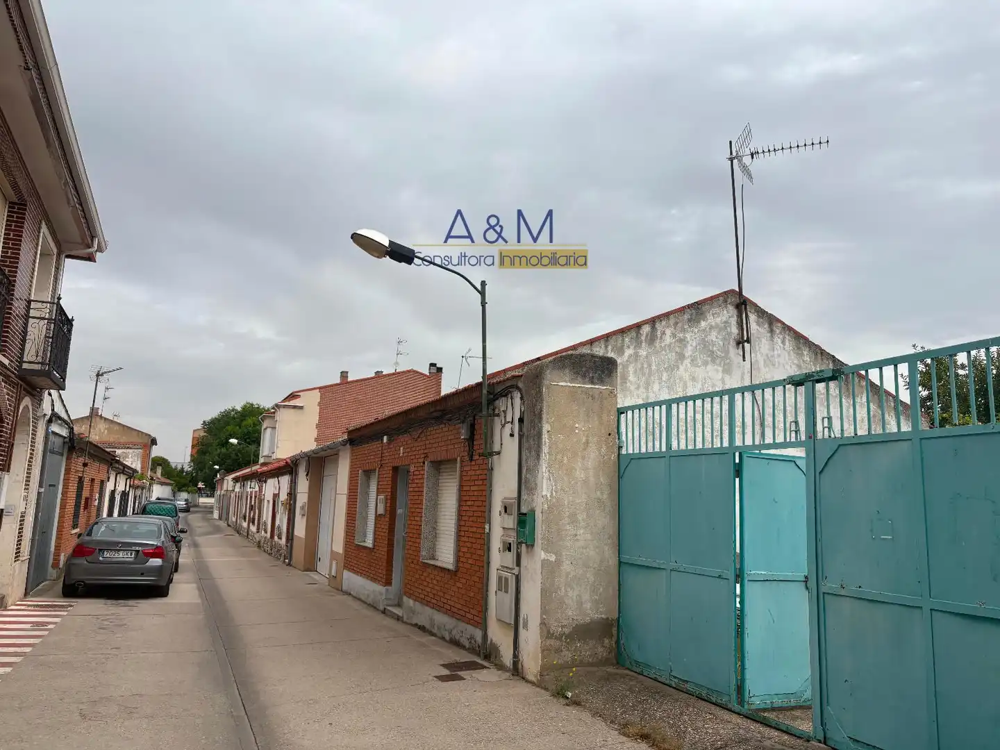 Exterior view of Houses for sale in Valladolid
