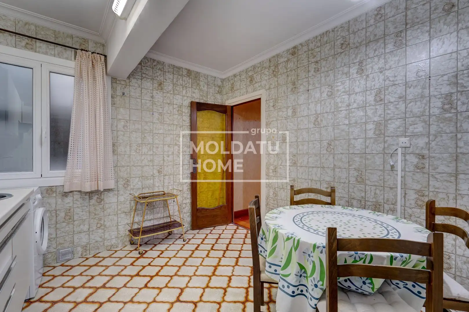 Comedor de Piso en venta en Irun  con Aire acondicionado, Calefacción y Trastero