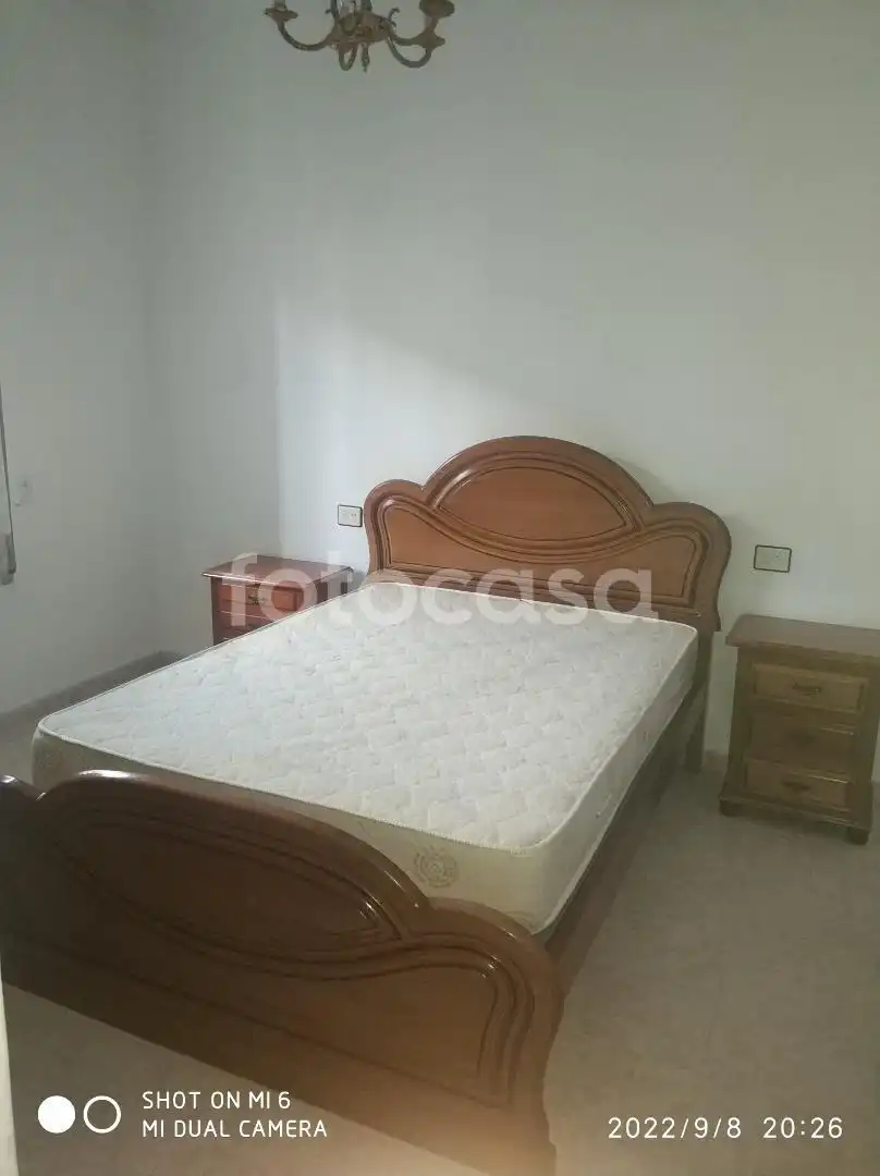 Habitación de Piso de alquiler en Ourense Capital  con Calefacción, Amueblado y Horno