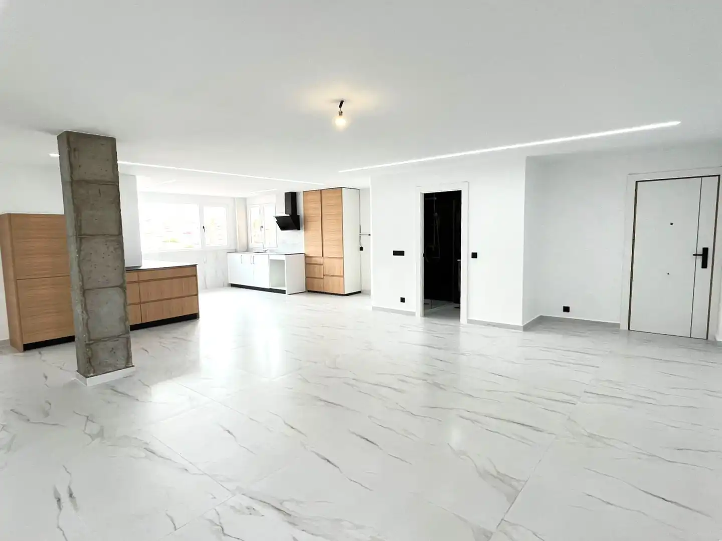 Sala d'estar de Pis en venda en Petrer amb Parquet