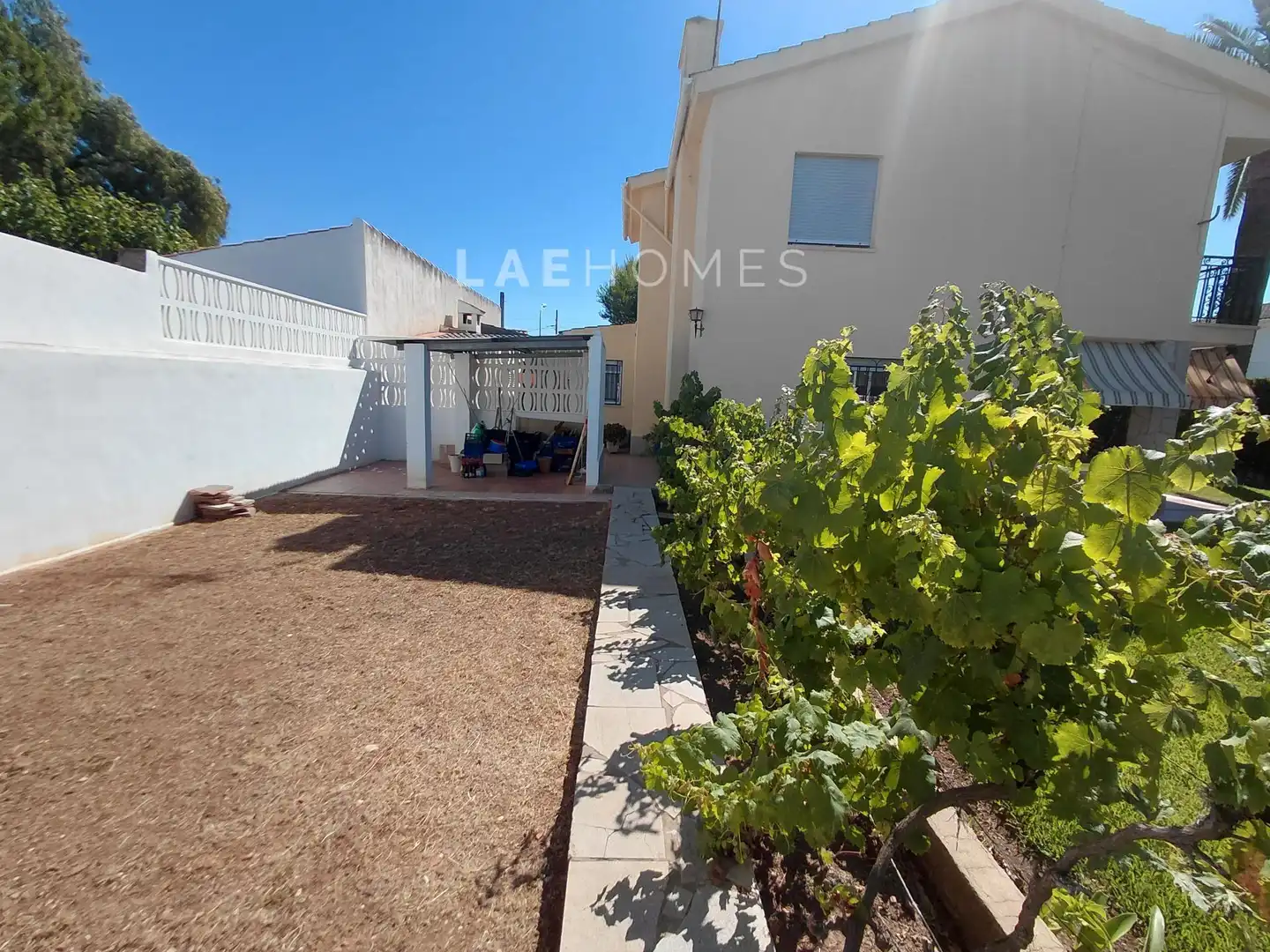 Casa aparellada amb terrassa en venda a Heliópolis, imagen 39
