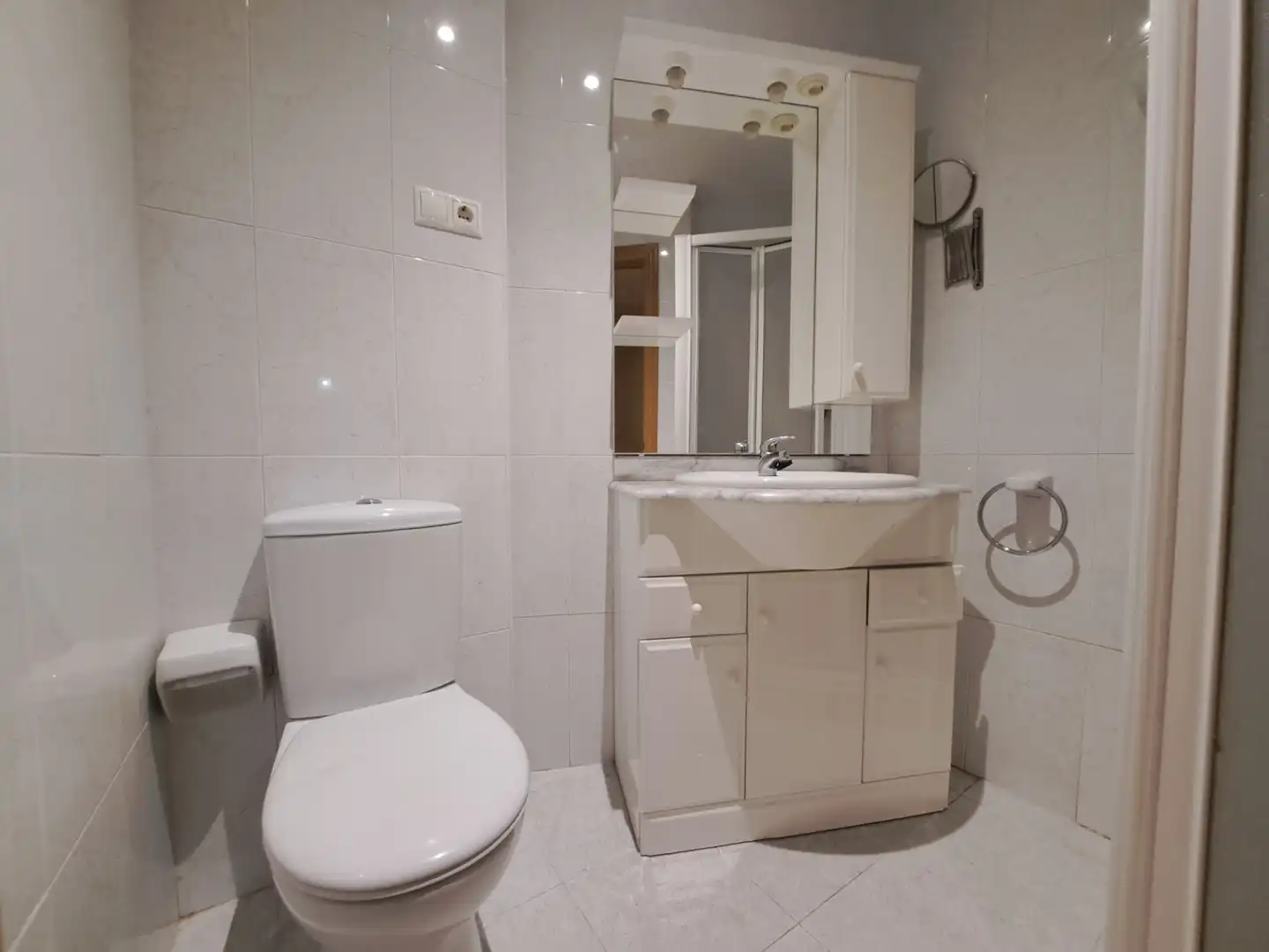 Baño de Apartamento de alquiler en San Claudio - La Chantría