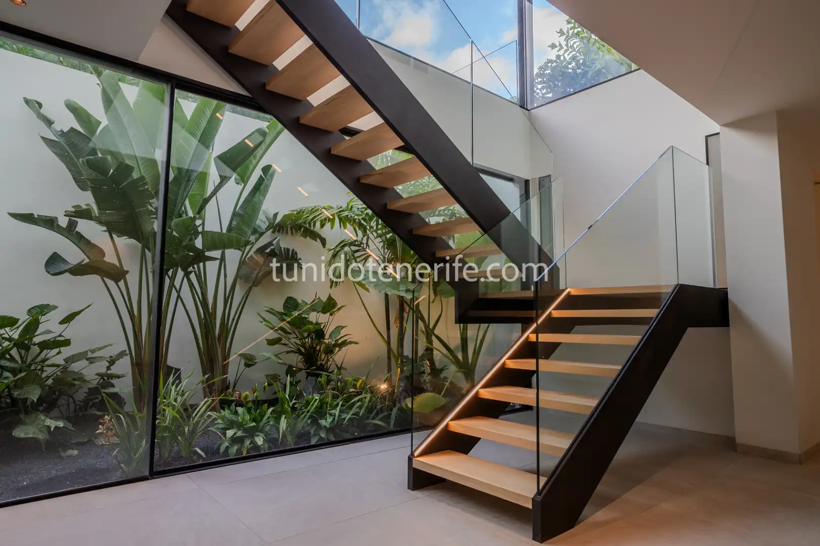 Casa amb terrassa en venda a Playa de San Juan, imagen 42
