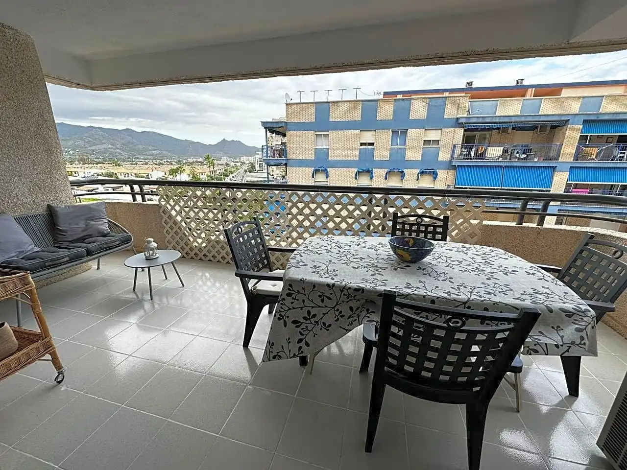 Apartment mit Pool zur Miete in Heliópolis