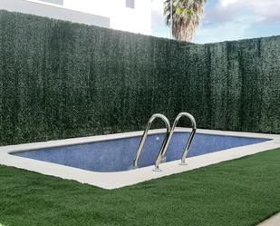 Swimming pool of House or chalet for rent to own in  Sevilla Capital  with Terrace, Swimming Pool and Balcony