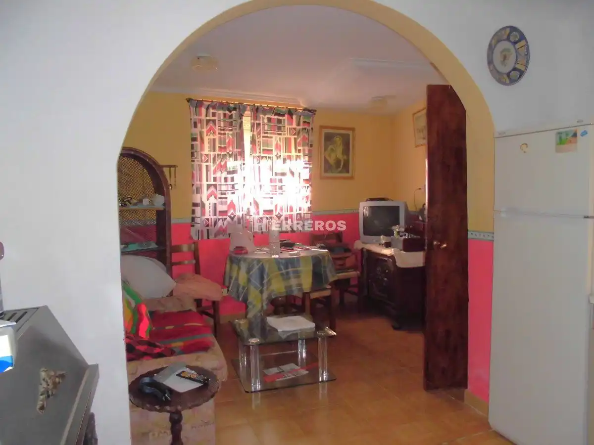 Houses for sale in HERAS, Ocón