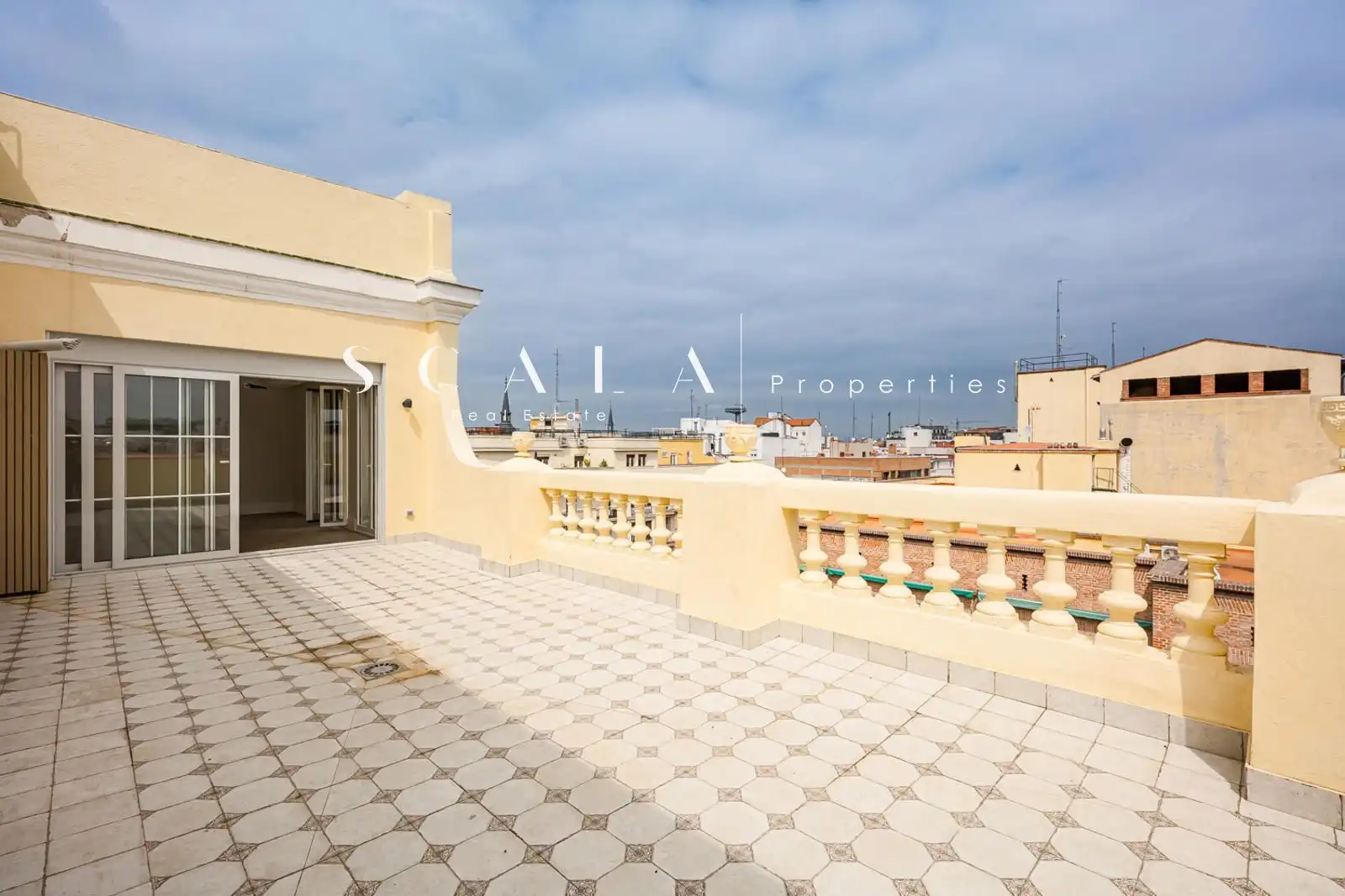 Terrace of Attic for rent in Madrid  with Air Conditioner, Heating and Terrace