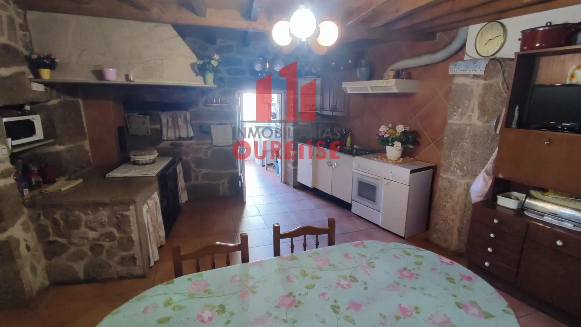 Kitchen of Houses for sale in Castrelo de Miño  with Heating, Private garden and Terrace