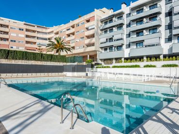 Wohnung mit Pool zum Verkauf in Las Lagunas