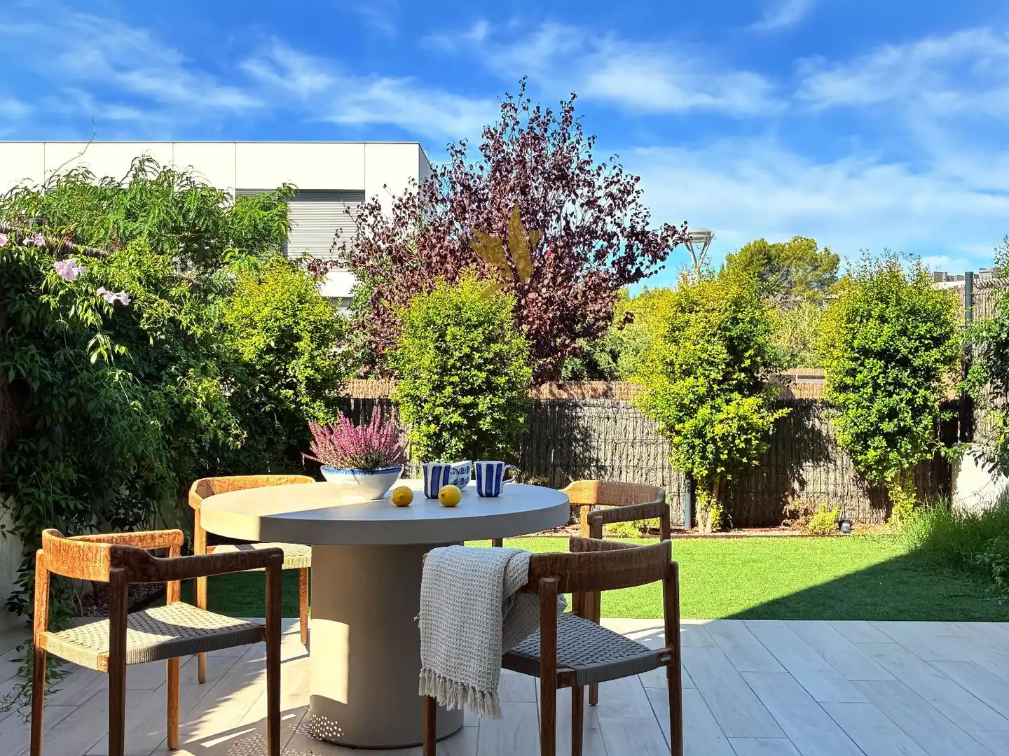 Detached house with pool for sale in Anselm Clave