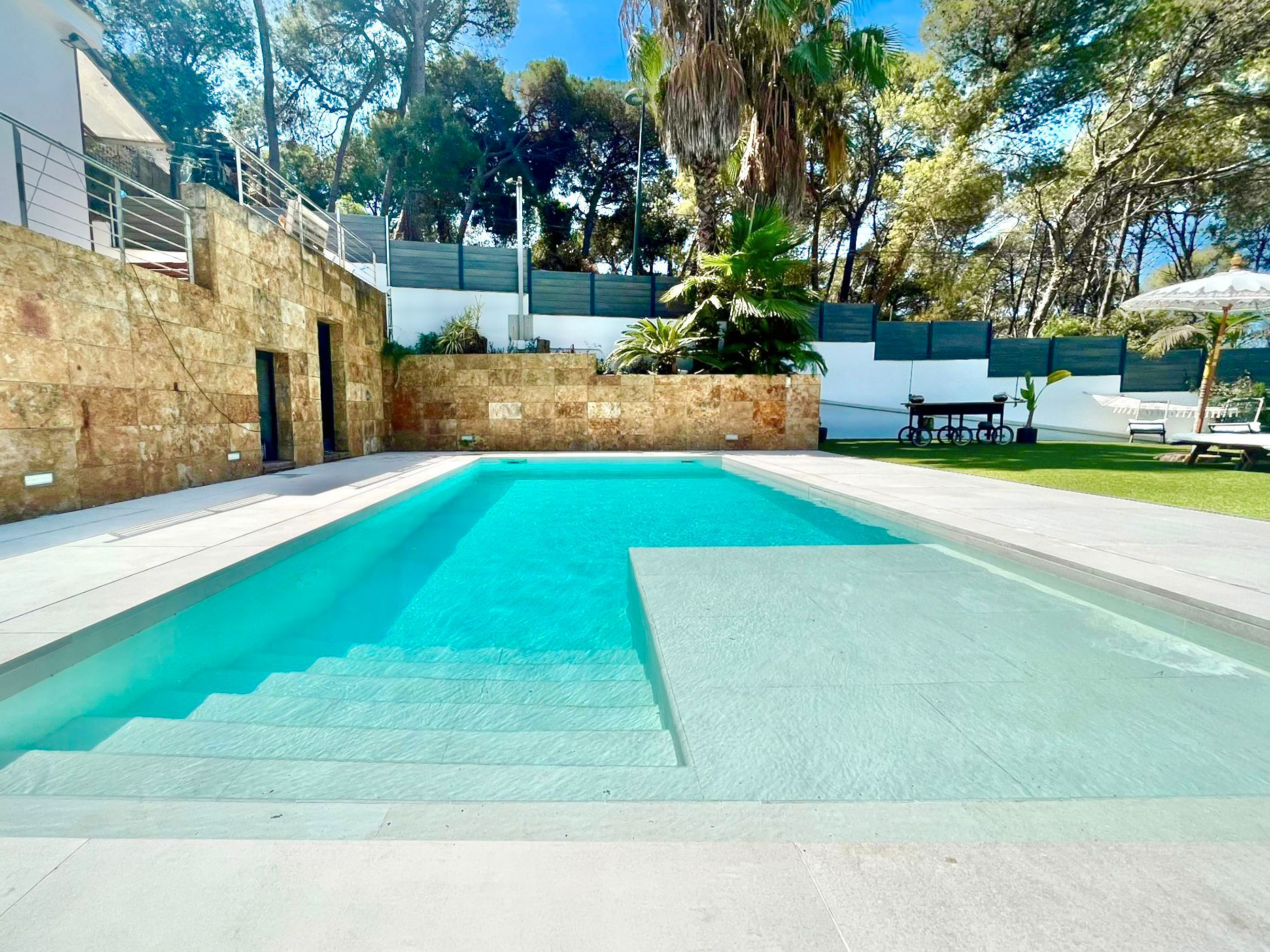 Piscina de Casa o xalet en venda en Blanes amb Jardí privat i Piscina