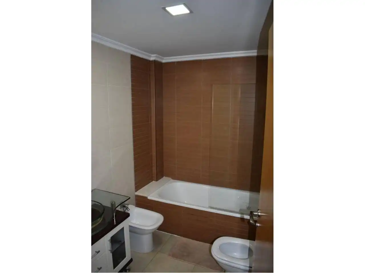 Baño de Piso en venta en Vilallonga / Villalonga con Aire acondicionado, Calefacción y Trastero