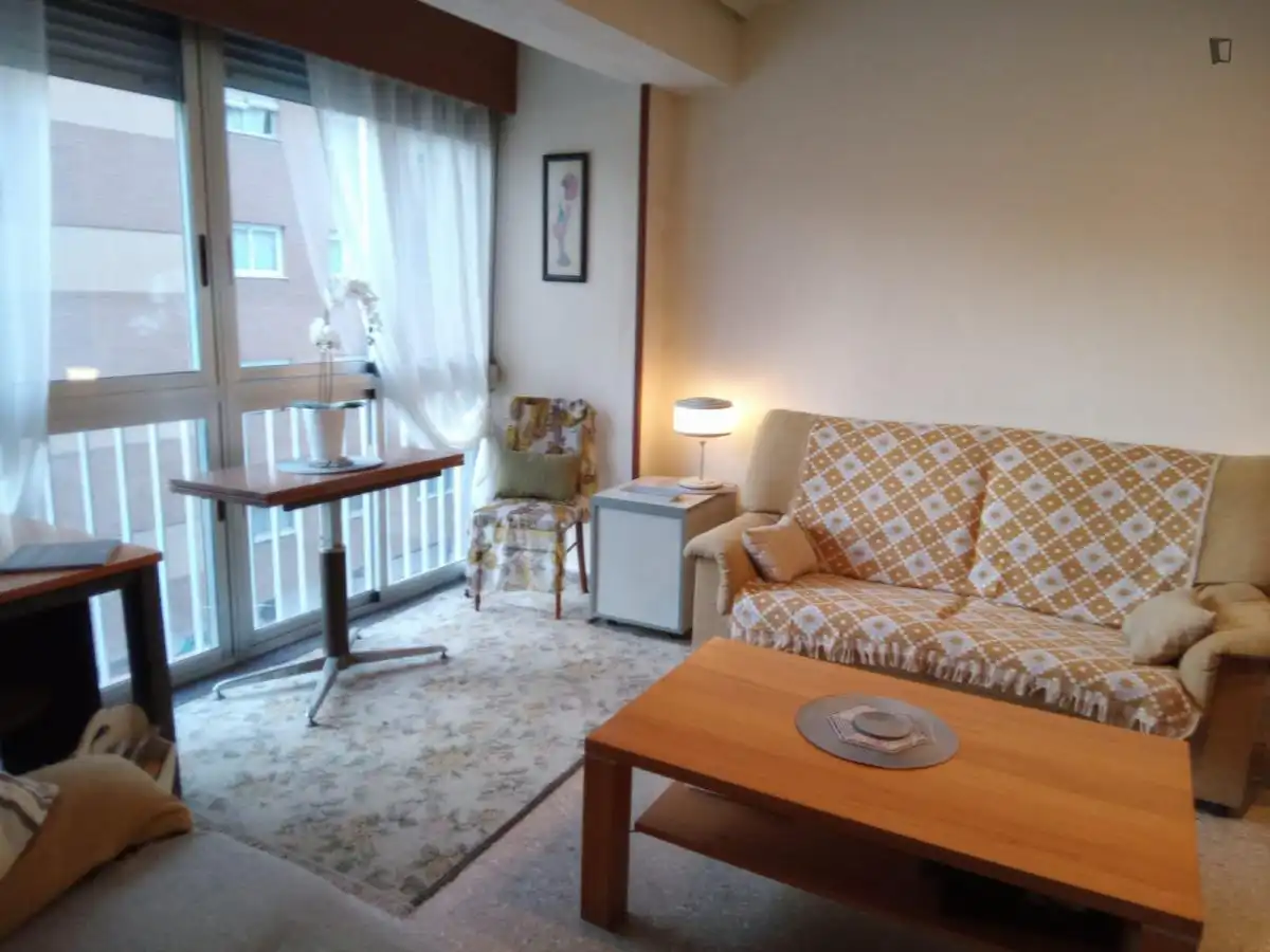 Apartament de lloguer a En Corts - Doctor Waksman