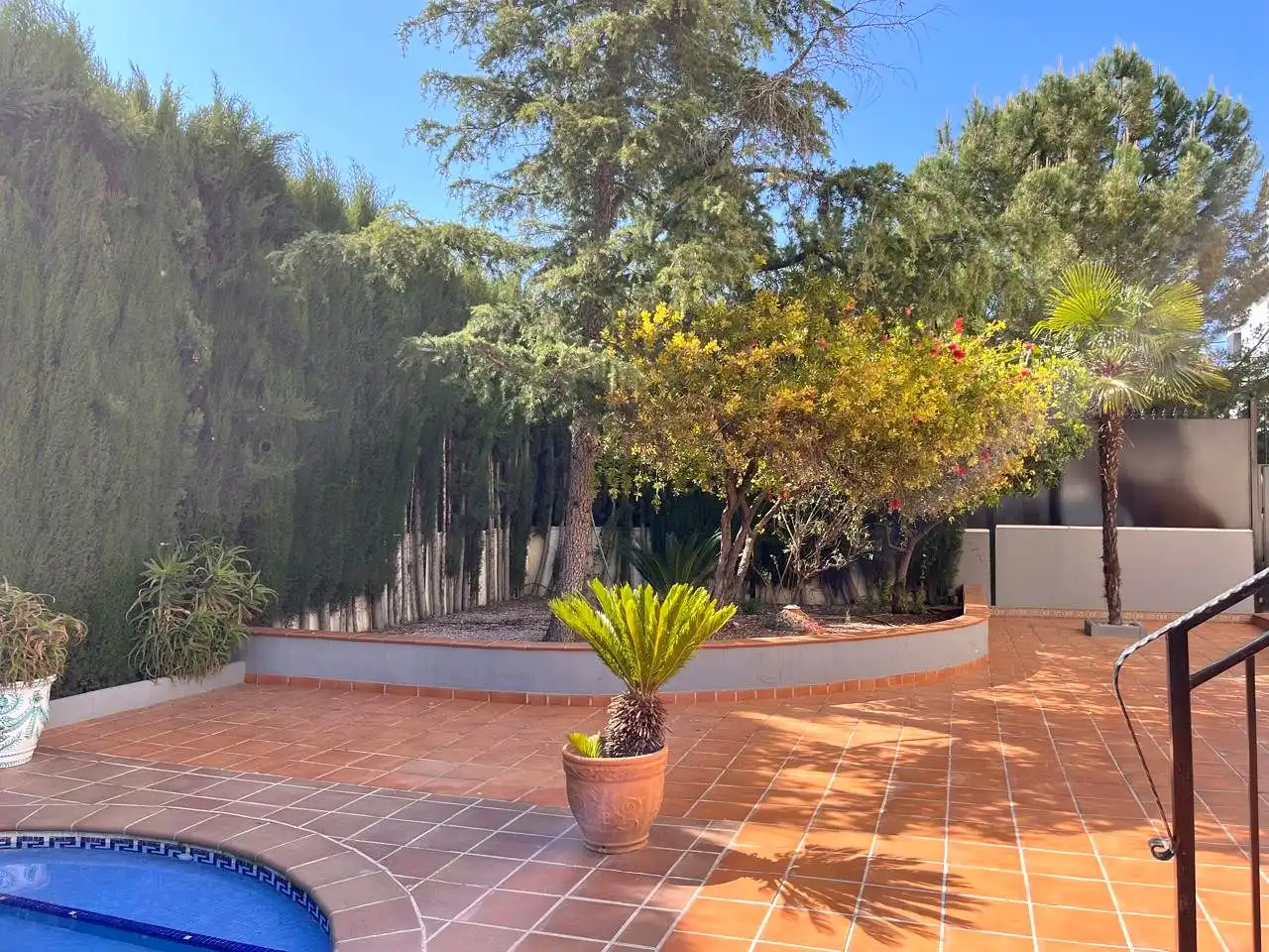Terrassa de Casa o xalet en venda en Peligros amb Aire condicionat, Calefacció i Jardí privat