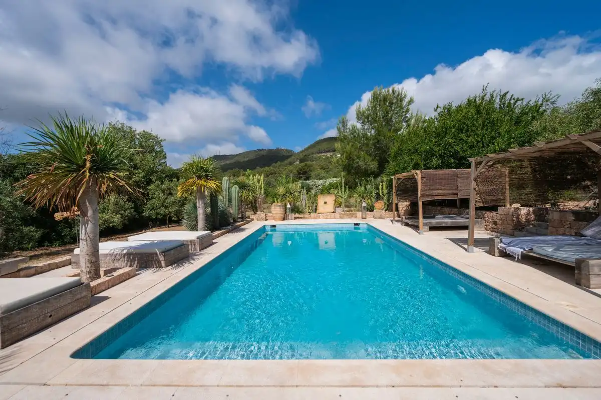 Piscina de Casa o chalet de alquiler en Sant Josep de sa Talaia con Aire acondicionado, Calefacción y Jardín privado