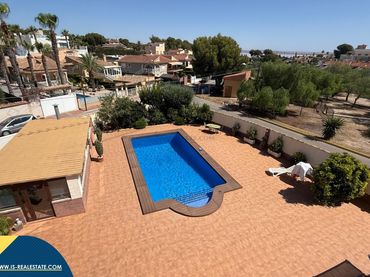 Villa avec piscine à vendre à Los Balcones - Los Altos