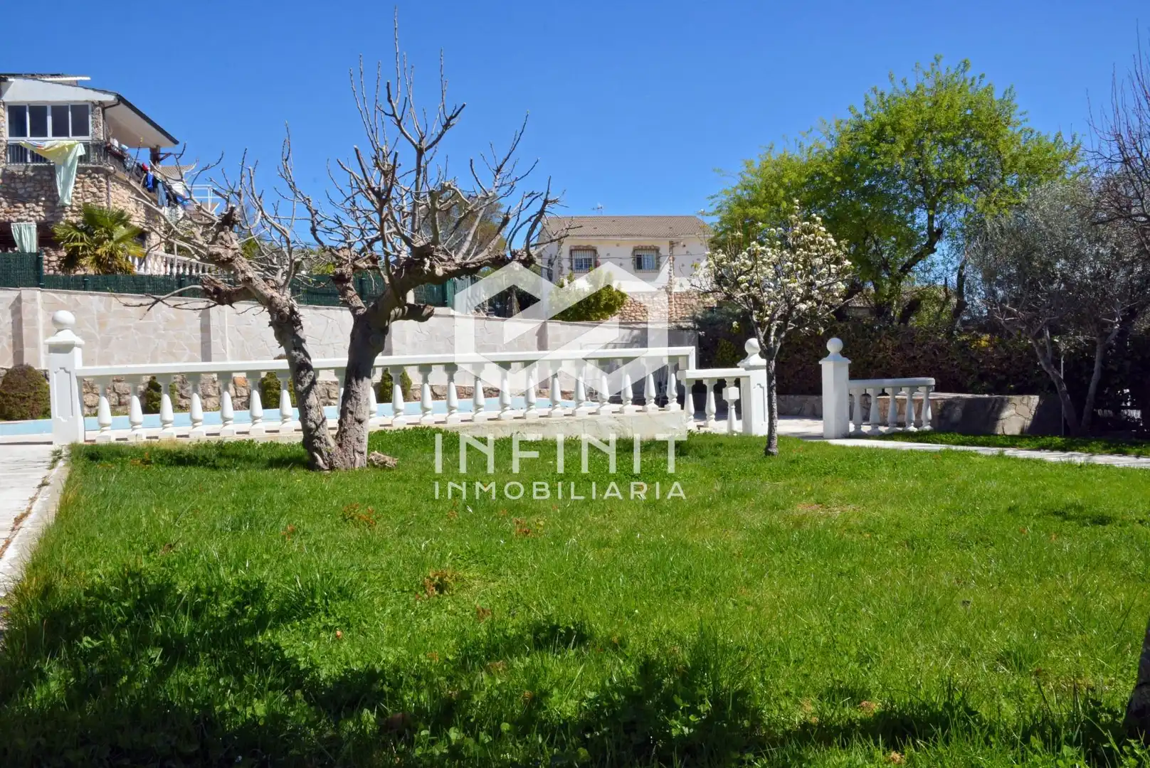 Houses for sale in Carabaña