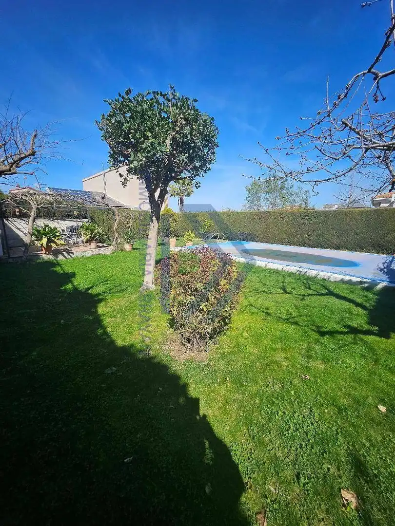 Jardín de Casa o chalet en venta en Ogíjares con Aire acondicionado, Calefacción y Jardín privado