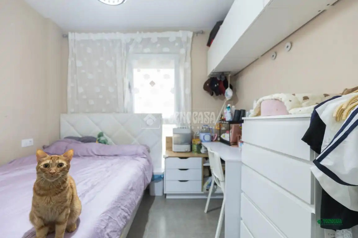 Schlafzimmer von Wohnung zum Verkauf in Almería mit Klimaanlage