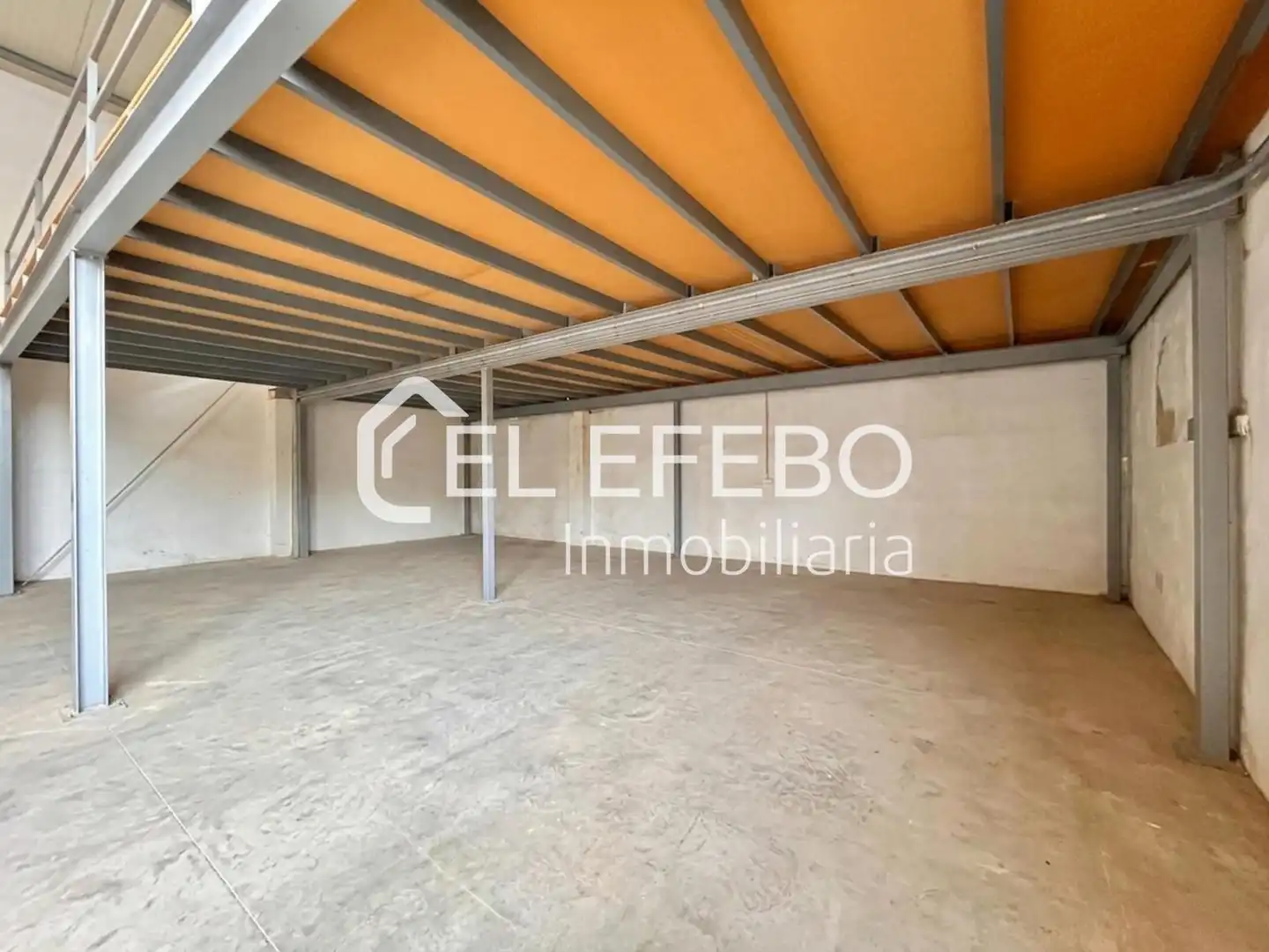 Casa o chalet en venta en Antequera con Terraza, Trastero y Piscina