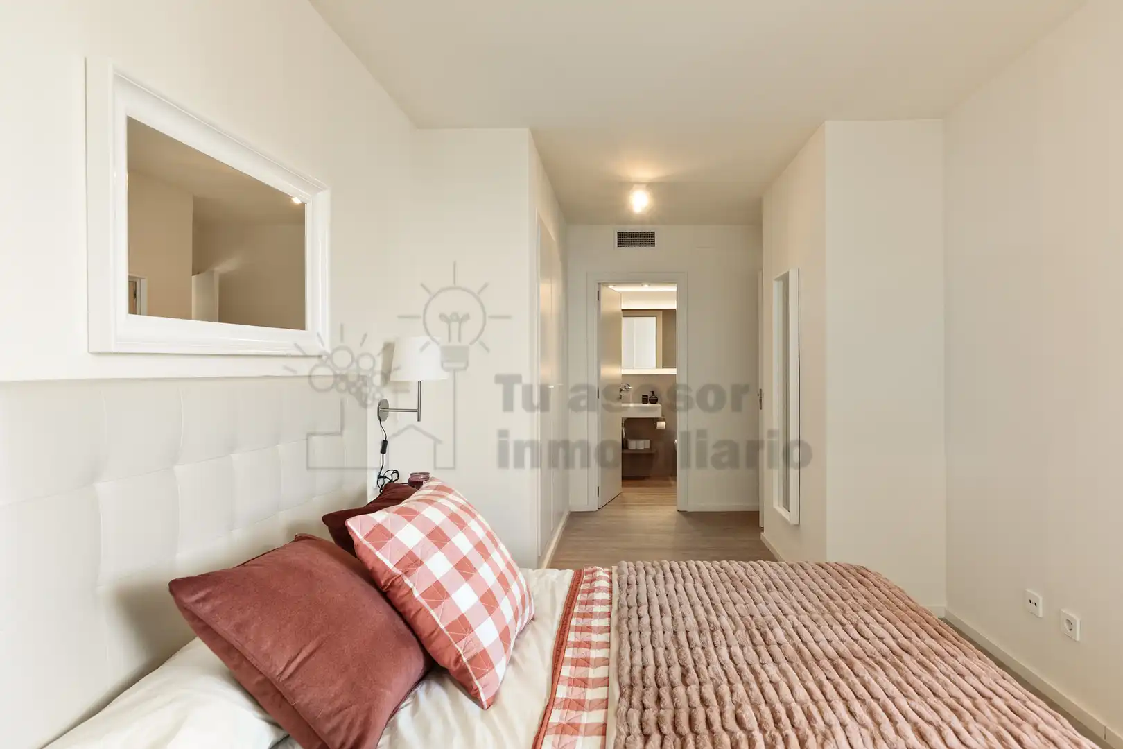 Habitación de Piso en venta en Barcelona con Aire acondicionado, Calefacción y Jardín privado
