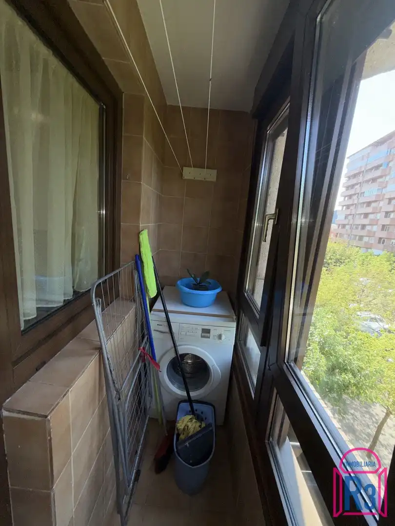 Wohnung zur Miete in Quiñones de León, Crucero