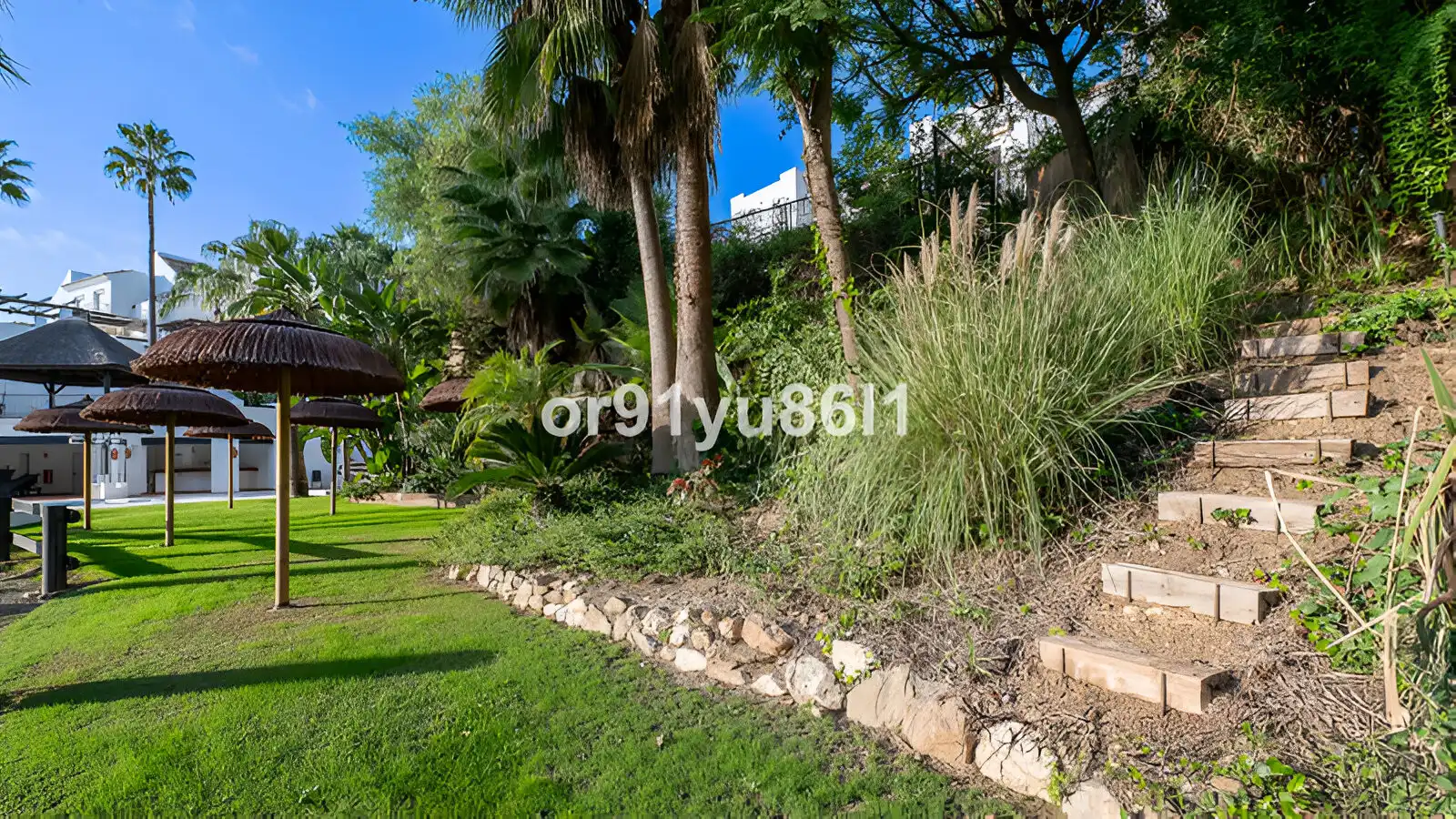 Jardín de Casa adosada en venta en Istán con Aire acondicionado, Calefacción y Jardín privado