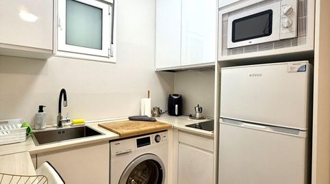 Foto 3 de Estudio de alquiler en Calle Calle León y Castillo, Santa Catalina - Canteras, Las Palmas de Gran Canaria