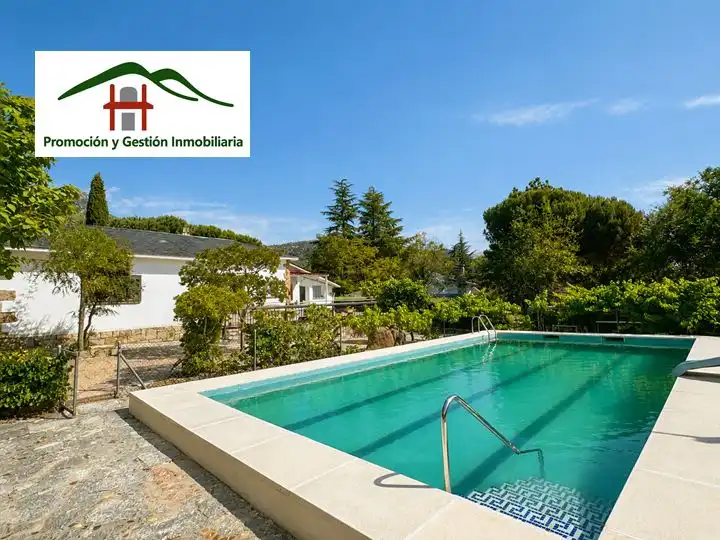 Exterior view of Houses for rent in Hoyo de Manzanares  with Private garden, Swimming Pool and Furnished