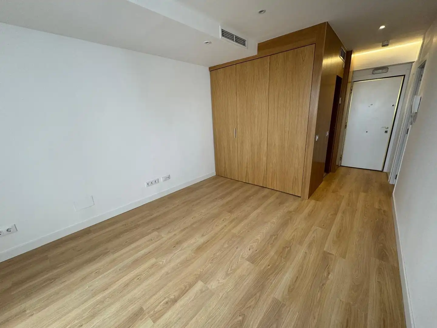 Piso con ascensor en venta en Calle ARTISTAS, imagen 5