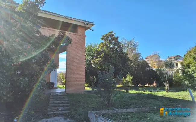 Vista exterior de Casa o chalet en venta en Astorga con Calefacción, Jardín privado y Parquet