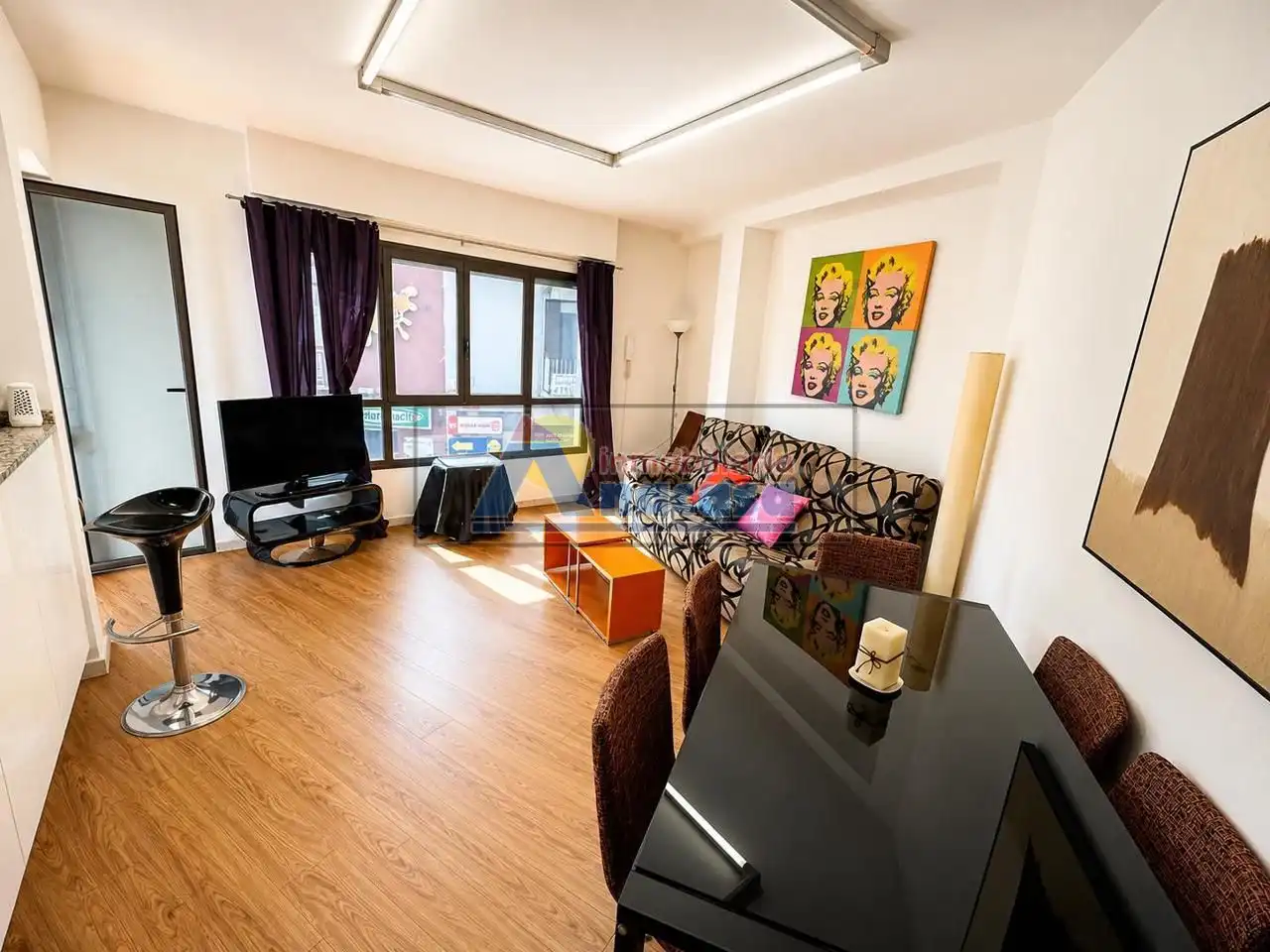 Sala d'estar de Pis en venda en Oliva amb Moblat