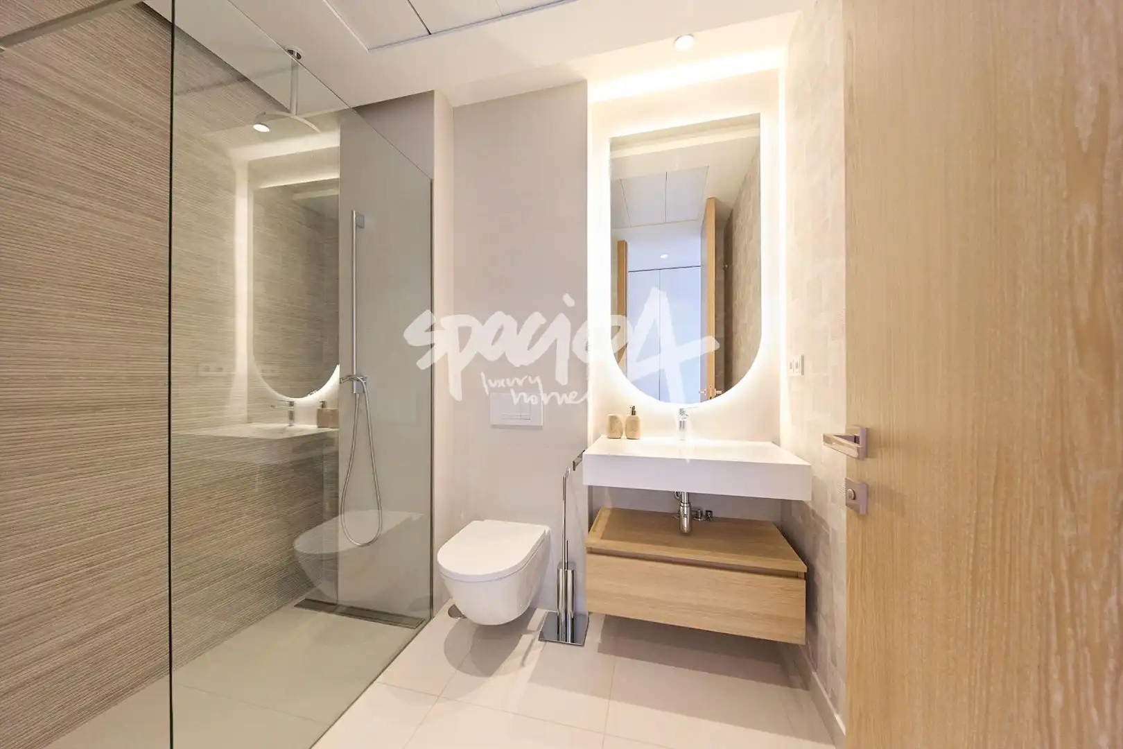 Baño de Ático de alquiler en Pozuelo de Alarcón con Aire acondicionado, Calefacción y Jardín privado