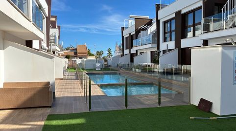 Foto 3 de Casa adosada en venta en Calle Valle de Ordesa, Los Peñascos - El Salero - Los Imbernones, San Pedro del Pinatar