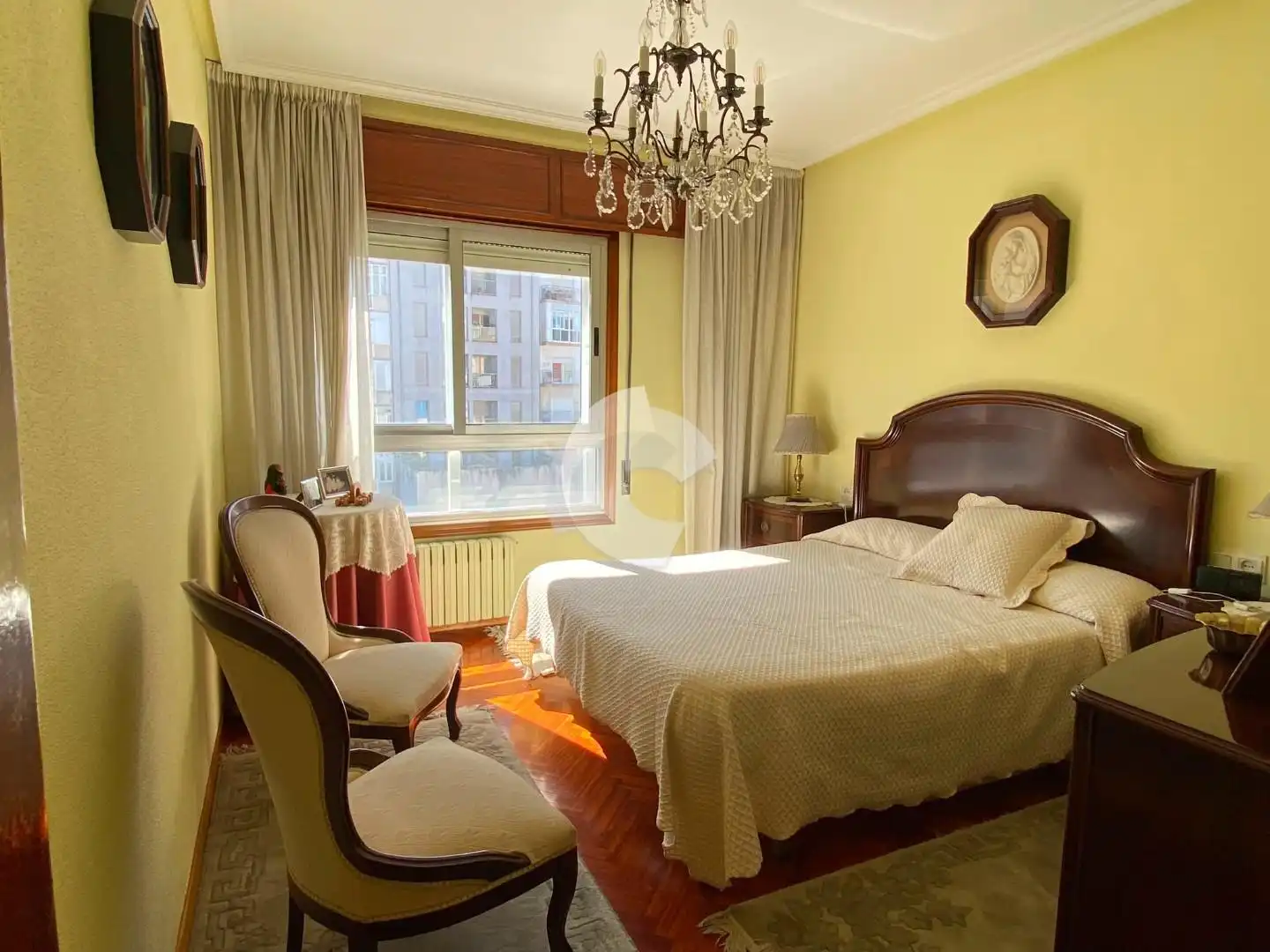 Habitación de Piso en venta en Ourense Capital  con Calefacción y Trastero
