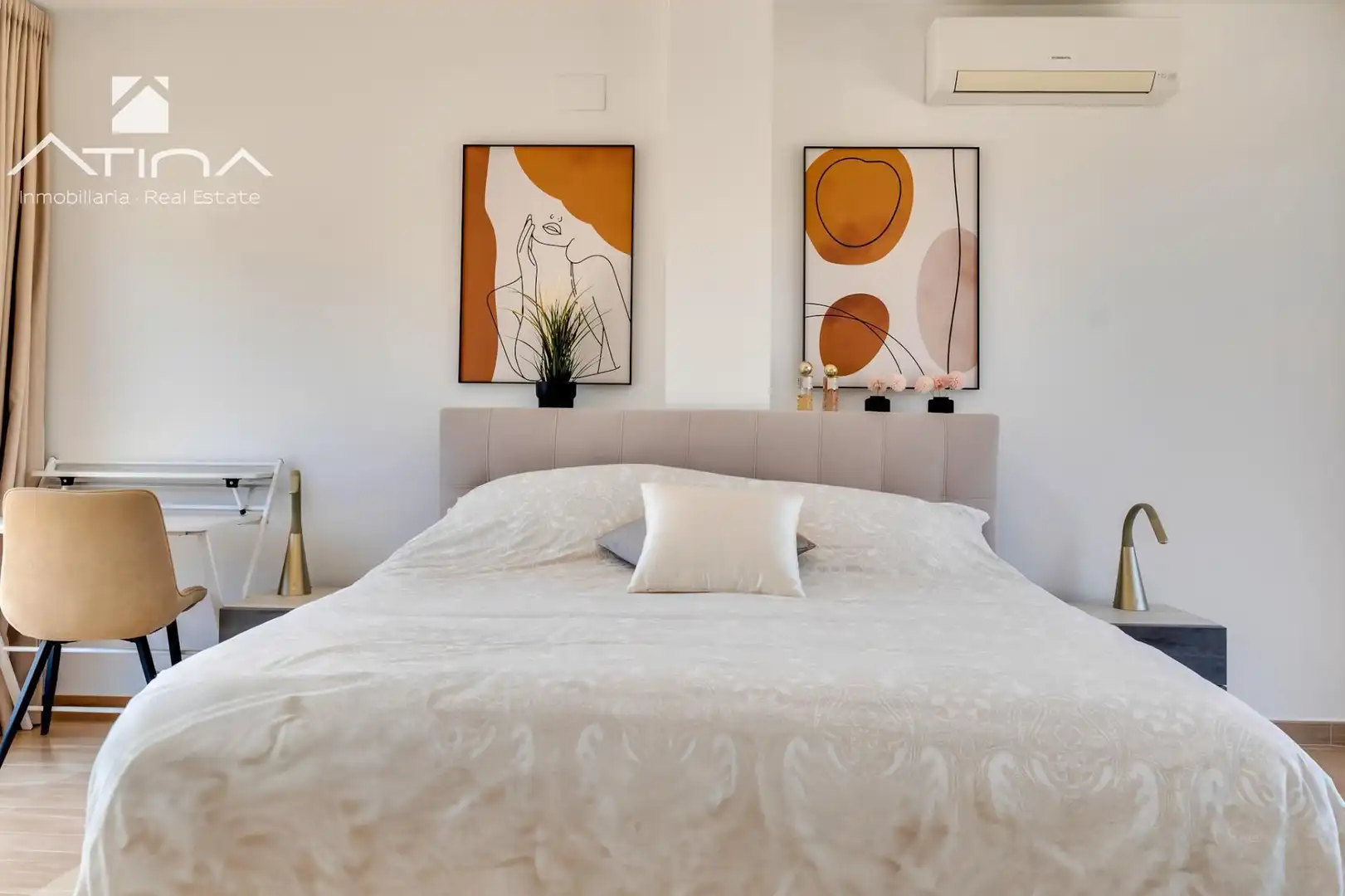 Schlafzimmer von Einfamilien-Reihenhaus zum Verkauf in Jávea / Xàbia mit Klimaanlage, Terrasse und Gemeinschaftspool
