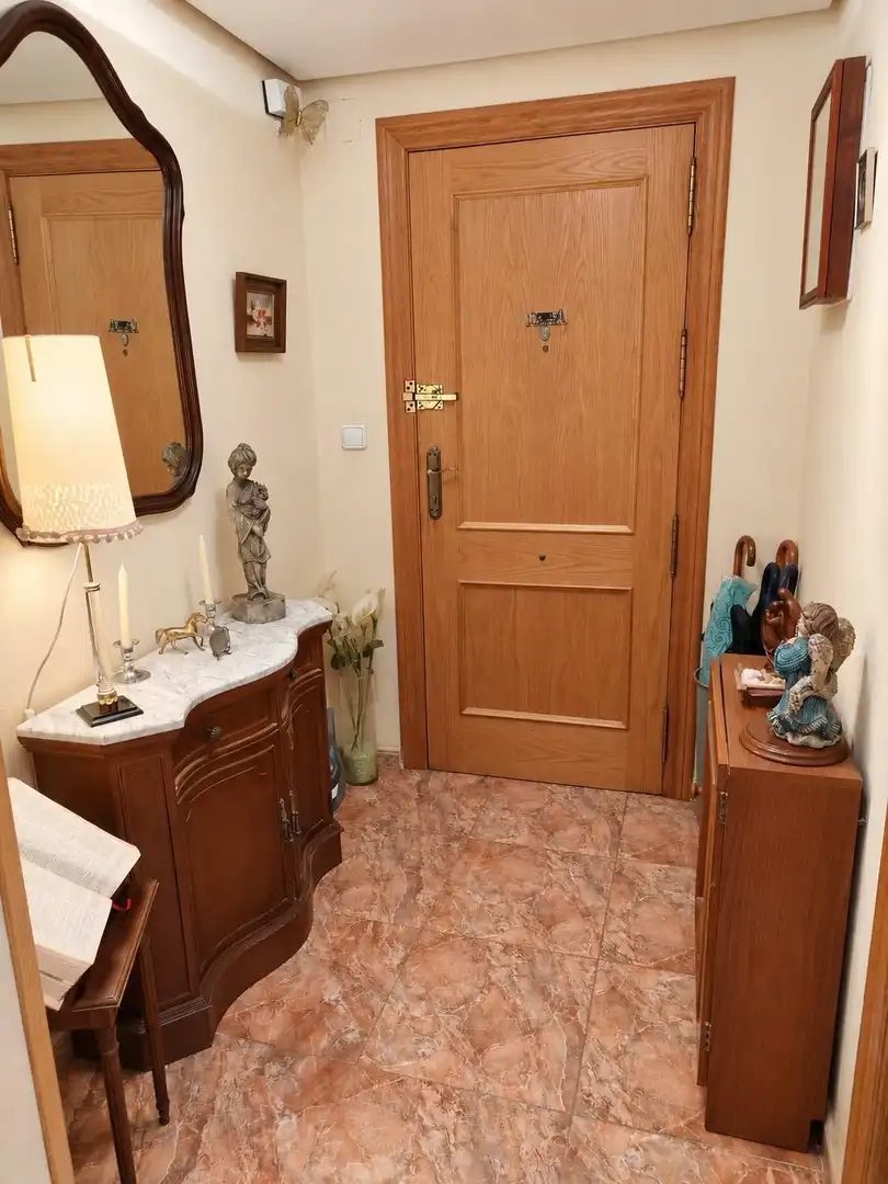 Flat with balcony for sale in Calle MAYOR, imagen 3