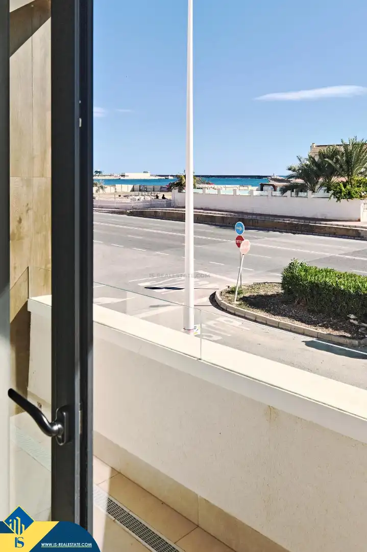 Bungalow con piscina en venta en Playa del Acequión, Náufragos y Rocío del Mar, imagen 9