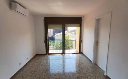 Bedroom of Flat for sale in Mollet del Vallès  with Air Conditioner, Terrace and Balcony