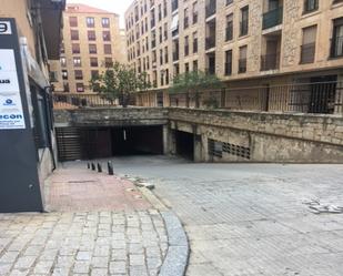 Vista exterior de Garatge de lloguer en Salamanca Capital