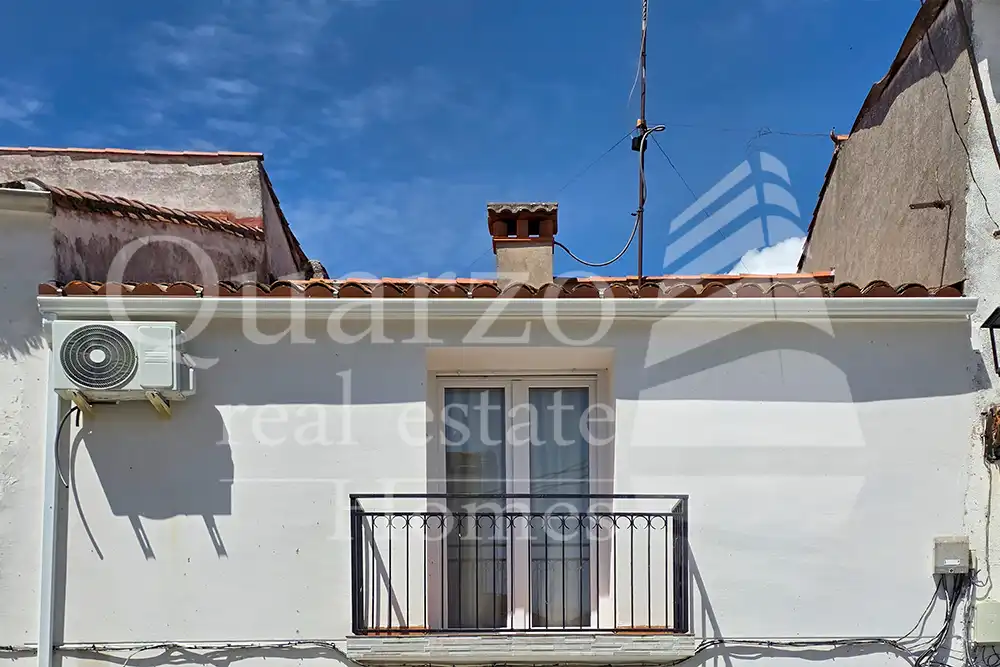 Vista exterior de Casa adosada en venda en Ceclavín amb Aire condicionat, Calefacció i Terrassa