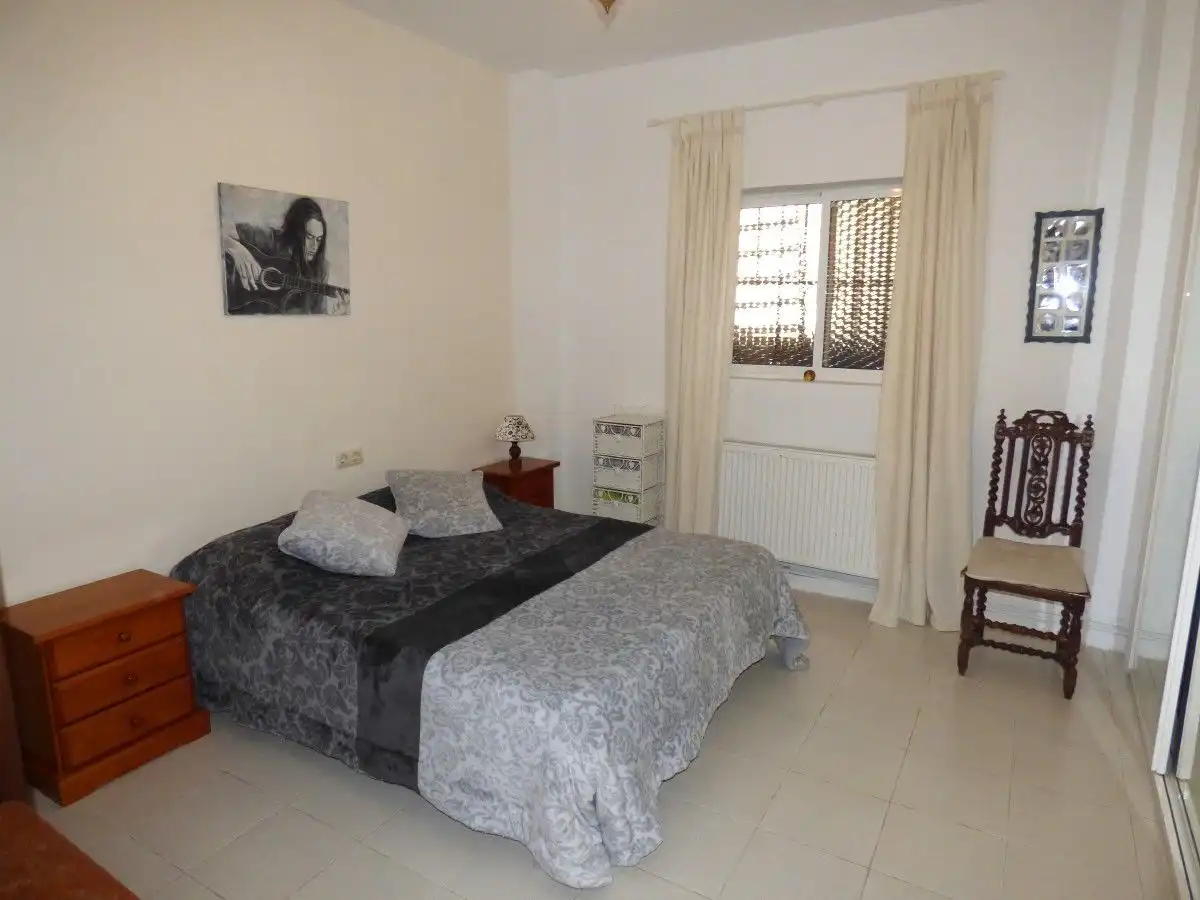 Dormitori de Casa o xalet en venda en Orxeta amb Calefacció, Jardí privat i Terrassa
