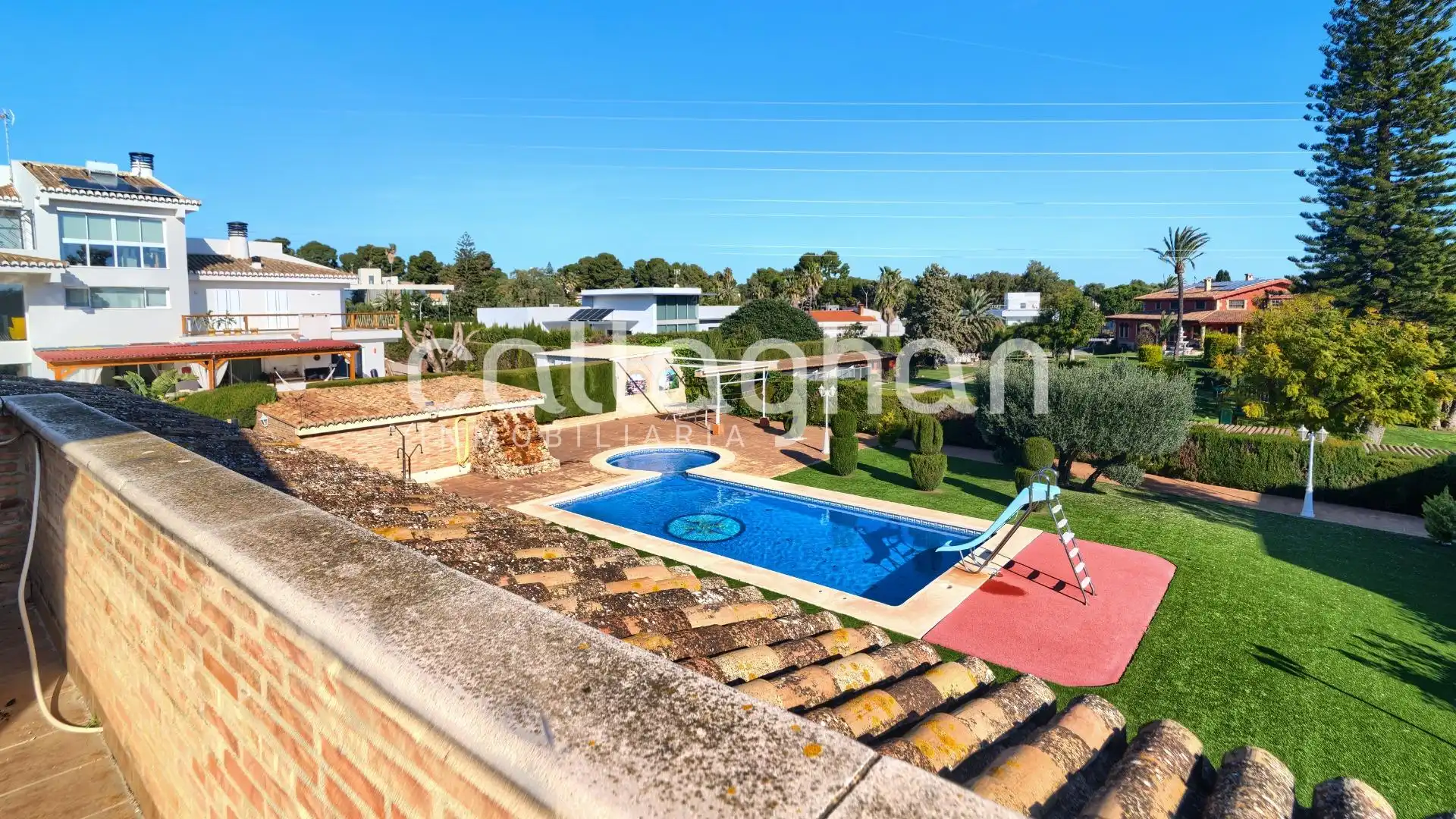 Piscina de Casa o xalet en venda en Torrent amb Aire condicionat, Calefacció i Jardí privat