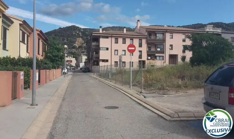 Exterior view of Garage for sale in Palau-saverdera