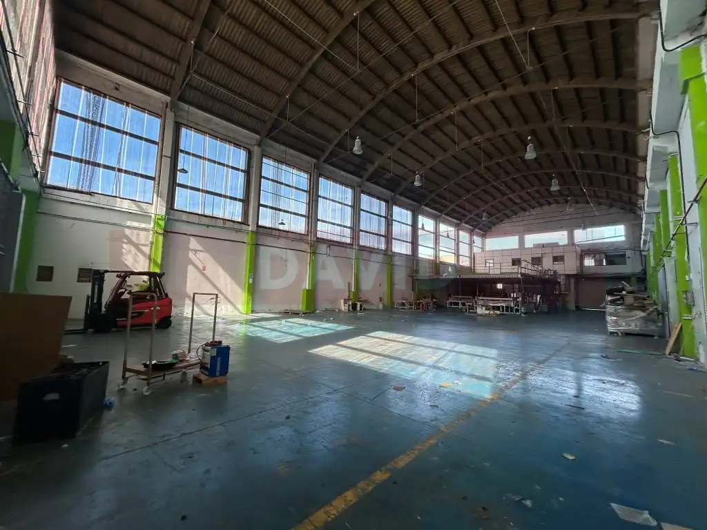 Industrial building for sale in Calle Crom Del, imagen 23