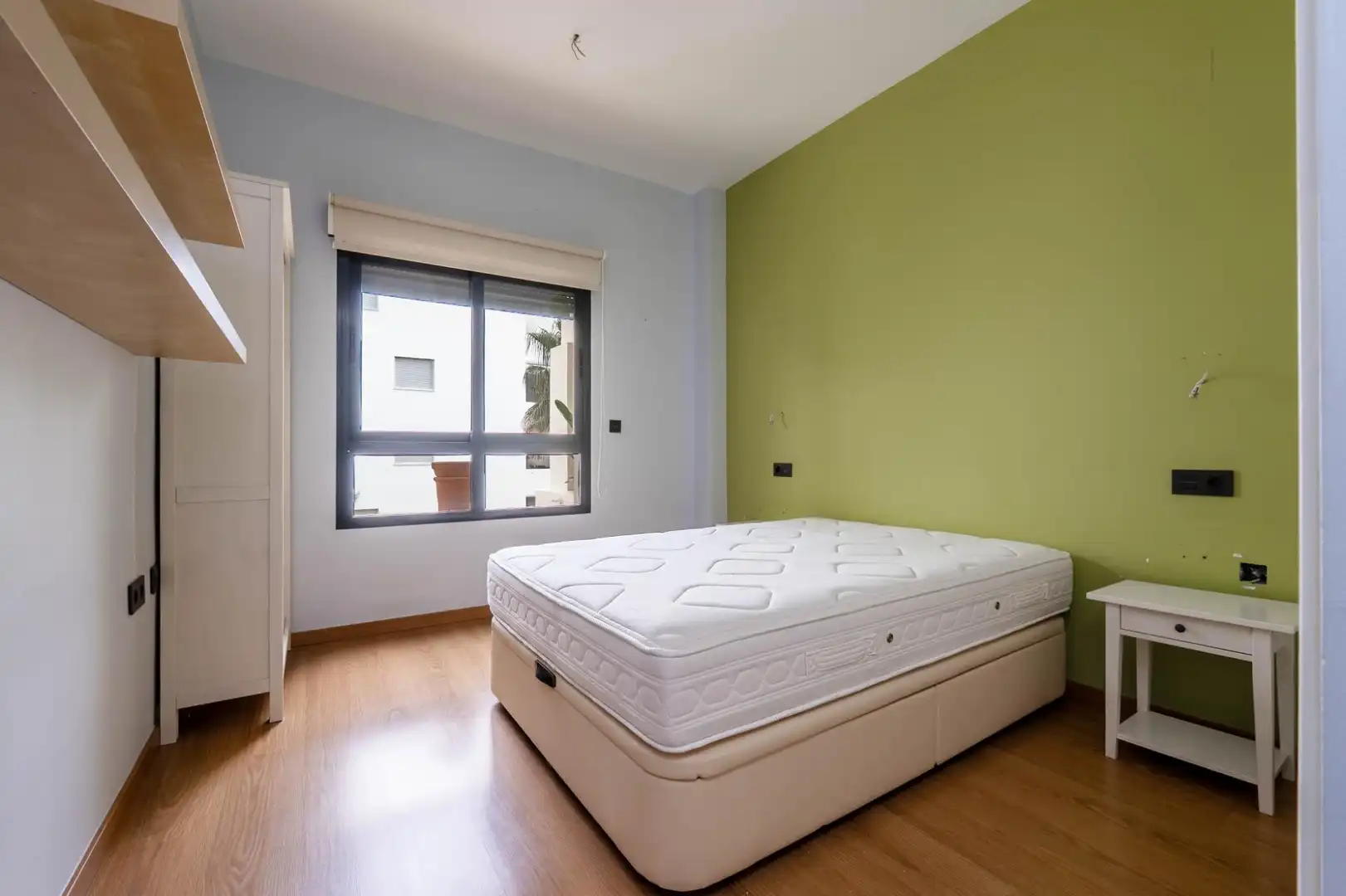 Habitación de Piso en venta en Motril con Terraza y Piscina comunitaria