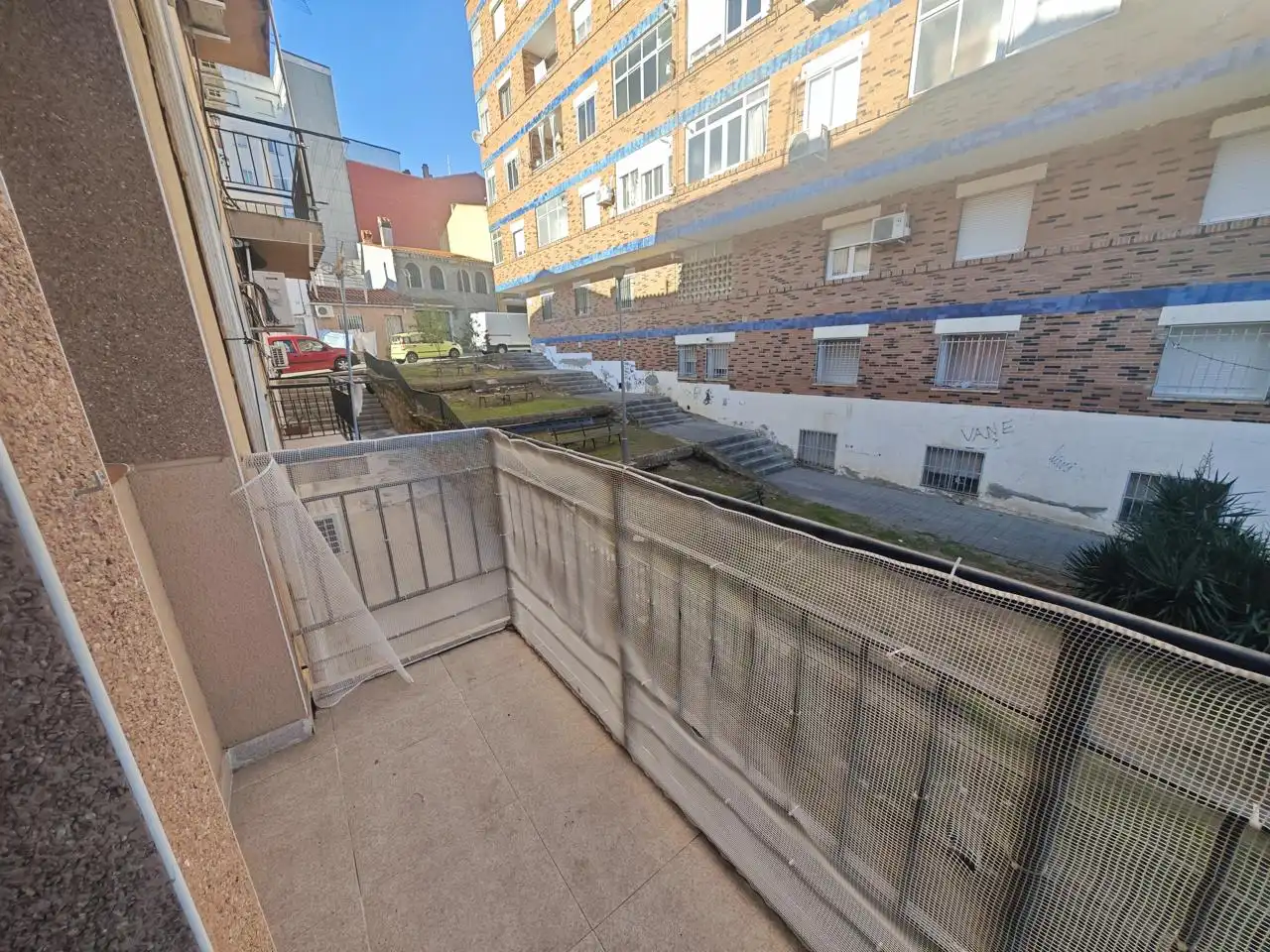 Piso en venta en Miralvalle - Av. Virgen del Puerto - La Data